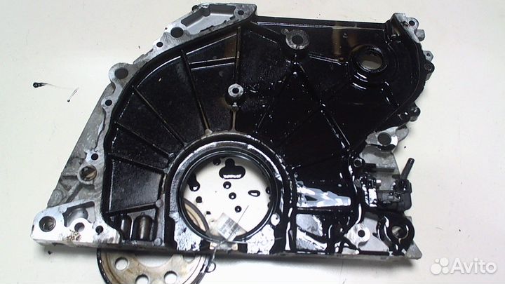 Крышка передняя двс BMW 1 E87, 2011