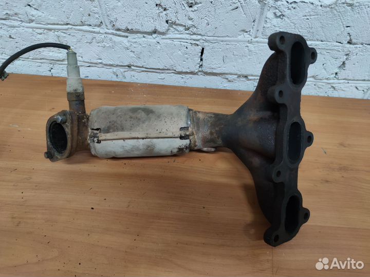 Коллектор выпускной Hyundai Santa Fe (SM) / Santa