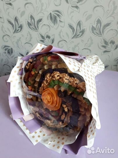 Съедобные букеты из сухофруктов