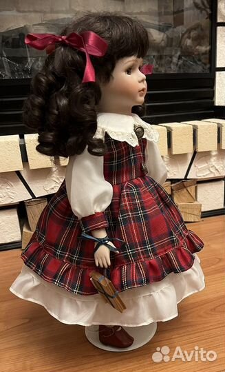 Кукла фарфоровая remeco collection