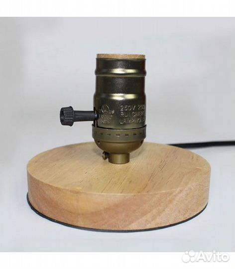Настольная лампа винтаж c деревянным основанием