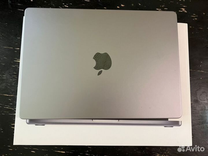 Apple MacBook Pro 14 M1 16/512