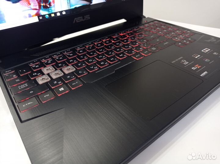 Игровой ноутбук Asus TUF Ryzen 7 3750h GTX 1650