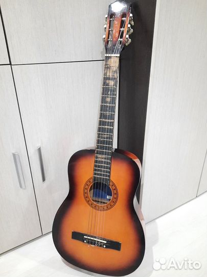 Гитара 6 струнная