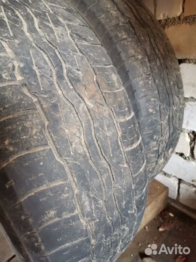 Bridgestone Dueler H/T 687 225/65 R17