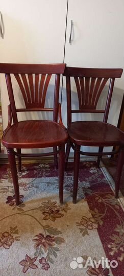 Стол и 2 стула