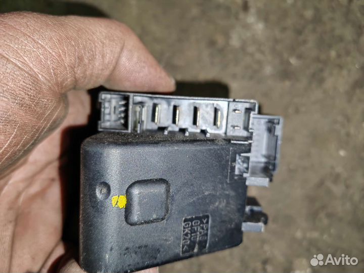 Замок зажигания Mercedes w210