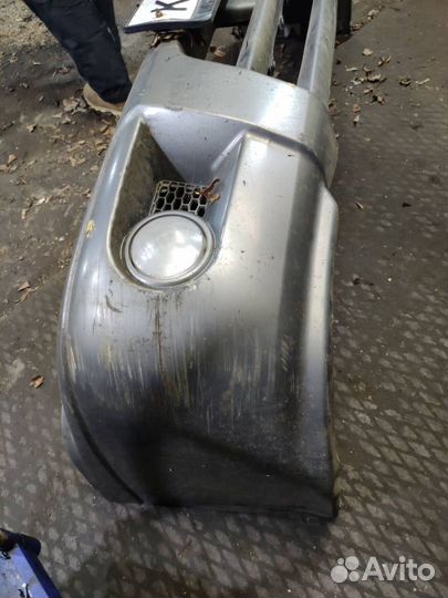 Бампер передний Kia Pregio 2002 2.7