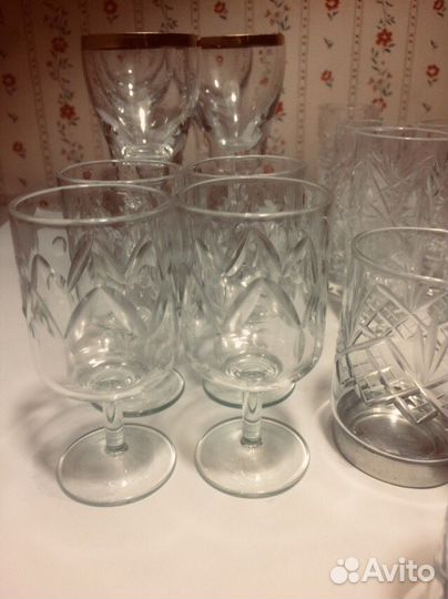 Рюмки и стаканы разные