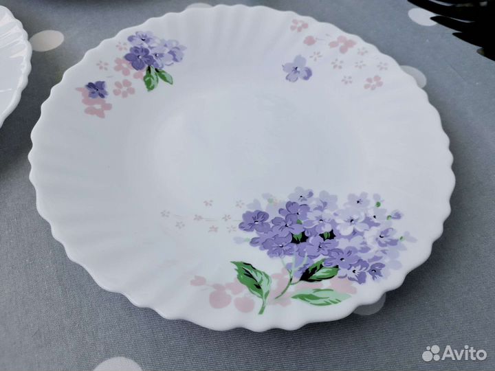 Тарелки обеденные фарфор 19,5 и 18,5 см