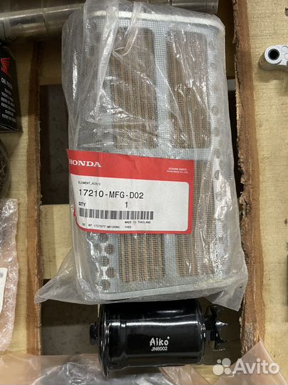 Honda hornet Запчасти в ассортименте