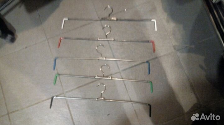 Вешалки для брюк и юбок