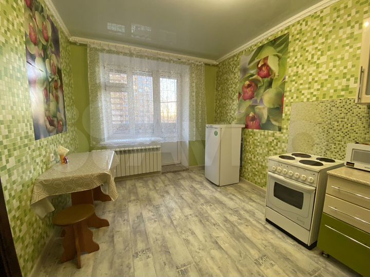 1-к. квартира, 40 м², 1/10 эт.