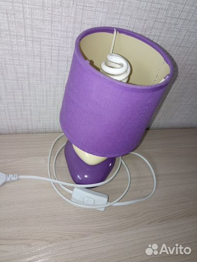 Лампа настольная