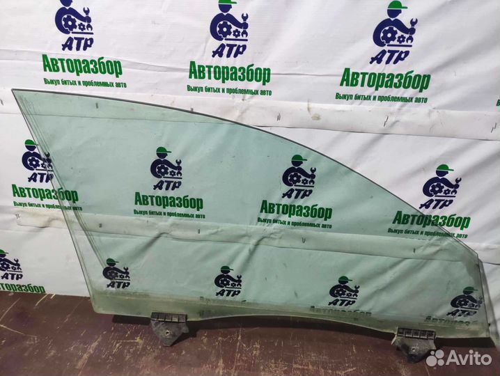 Стекло двери передней левой Audi A8 D3