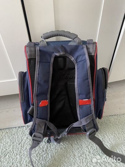 Портфель школьный для мальчика