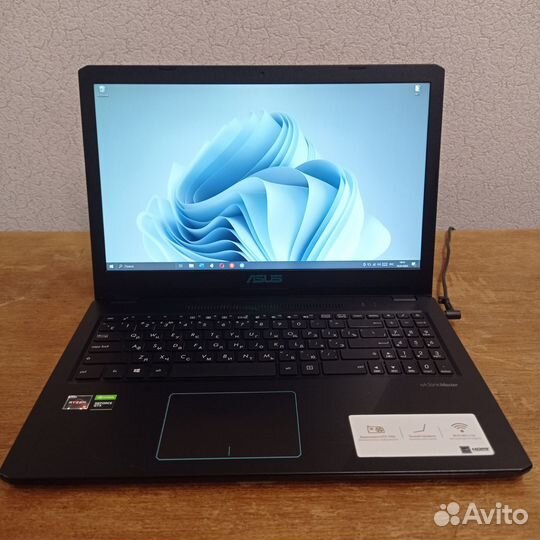 Игровой ноутбук asus M570DD