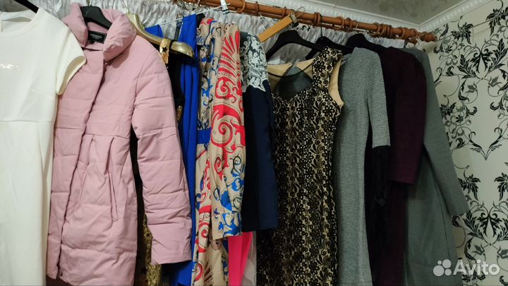 Женская одежда и обувь