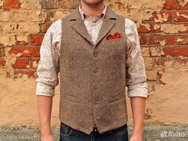 Твидовый жилет