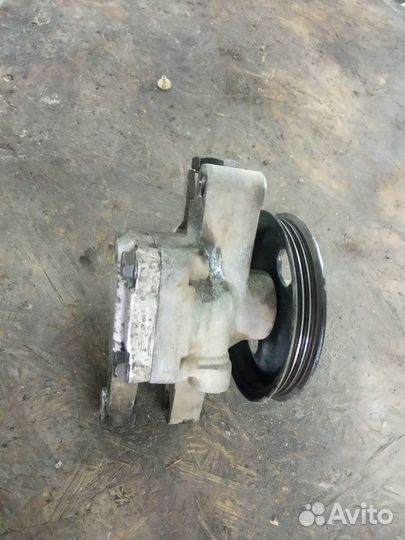 Насос гур kia cerato 1