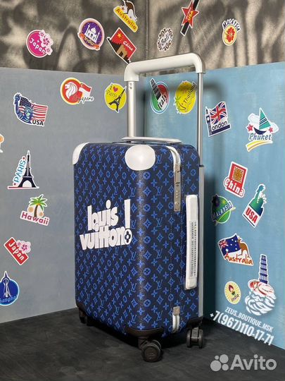 Чемодан на колесах Louis Vuitton