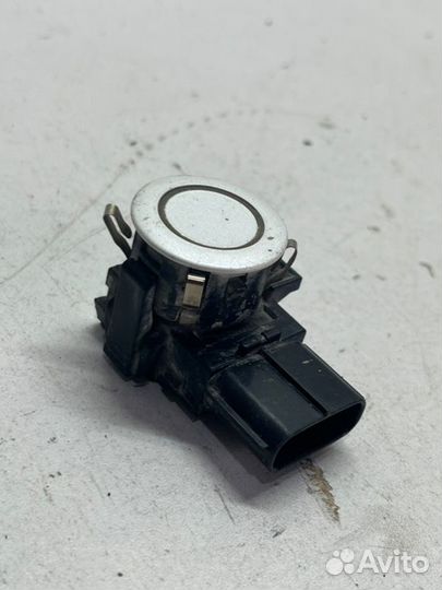 Парктроник передний Toyota Land Cruiser 200