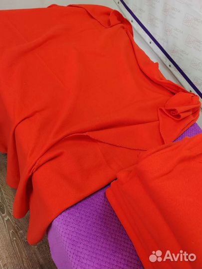 Пледы флисовые ярко оранжевые