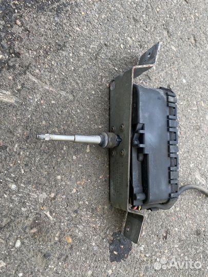 Моторчик очистителя фары Volvo V70 XC70 V70 P2 SW