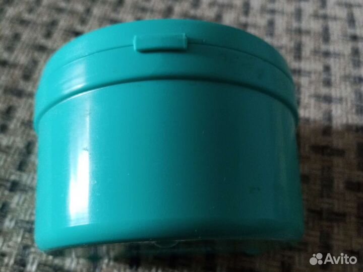 Бокс -контейнер для хранения зубных протезов