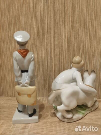 Статуэтка Мальчик с собакой