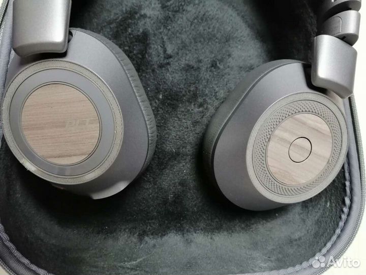 Беспроводные наушники от Plantronics до Sony