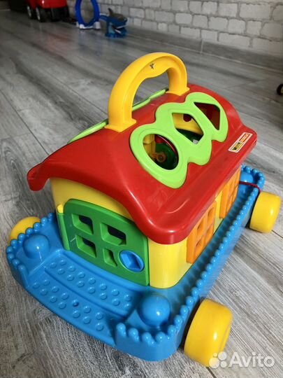 Развивающие игрушки