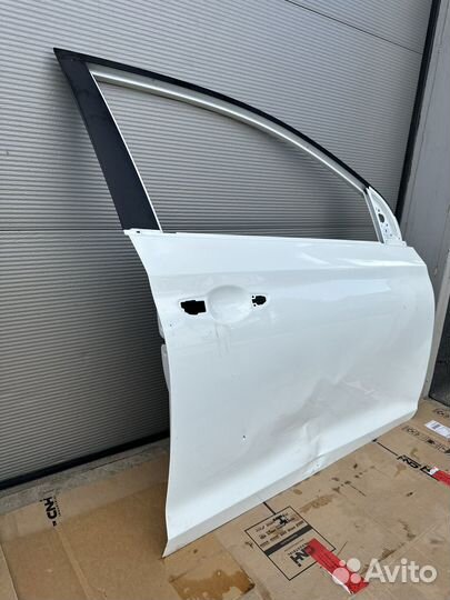 Дверь передняя правая Hyundai Solaris