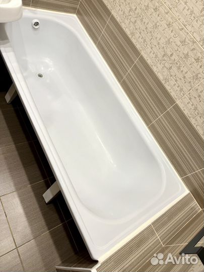 Кухонный/вытяжка/эл.плита/раковина/ванная/двери