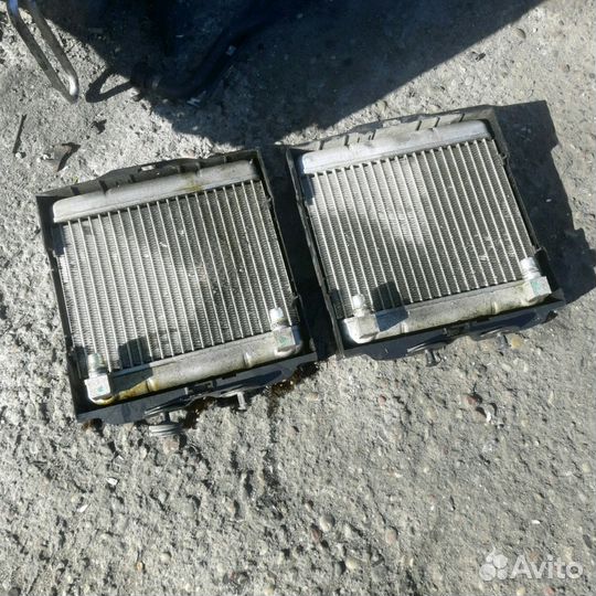 Дополнительные радиаторы бмв 750 2010г
