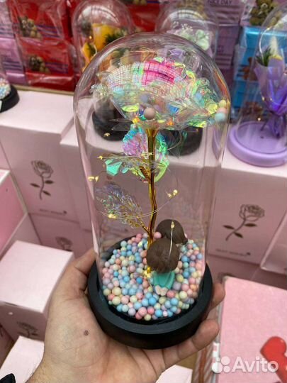 Вечная роза в колбе