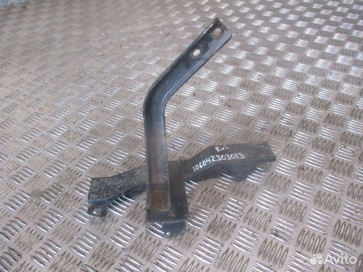 Кронштейн капота renault 5010578253