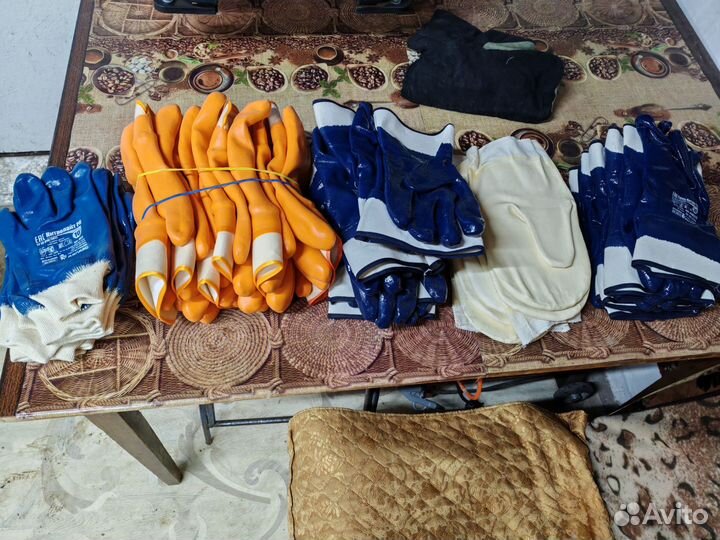 Перчатки рабочие прорезиненные