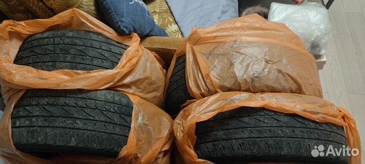 Continental CrossContact UHP E 225/55 R18