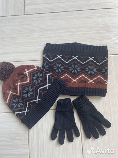 Комплект шапка, шарф