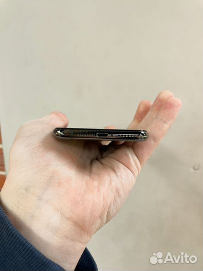 iPhone 11 Pro, 64 ГБ