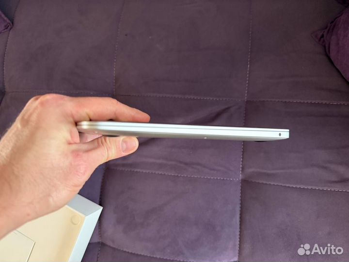 Apple MacBook AIR A2337 13.3” Идеальное состояние