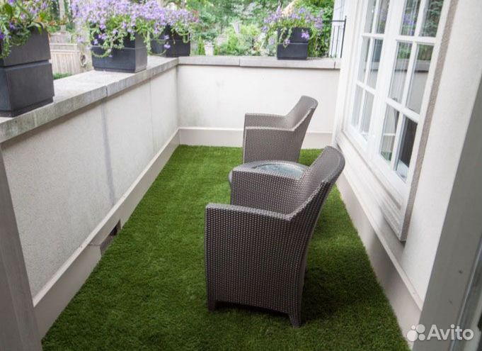 Дорожка уютный газон для балконов и лоджий
