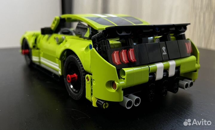 Lego technic. Ford Mustang Shelby GT500