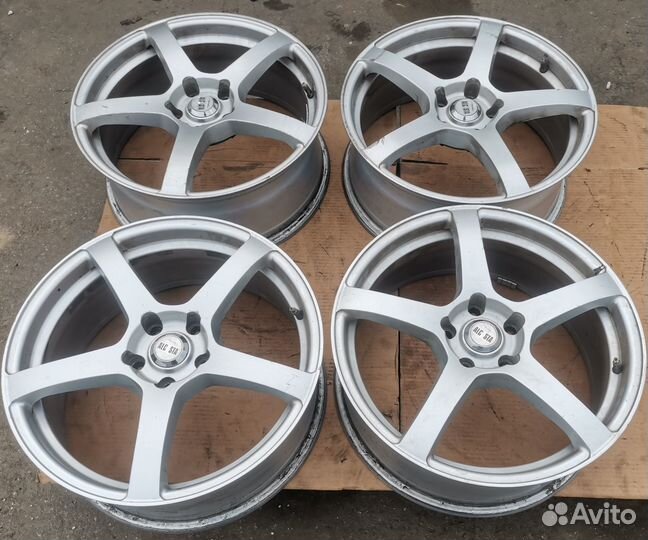 Диски Alcasta R18 M32 5х114,3