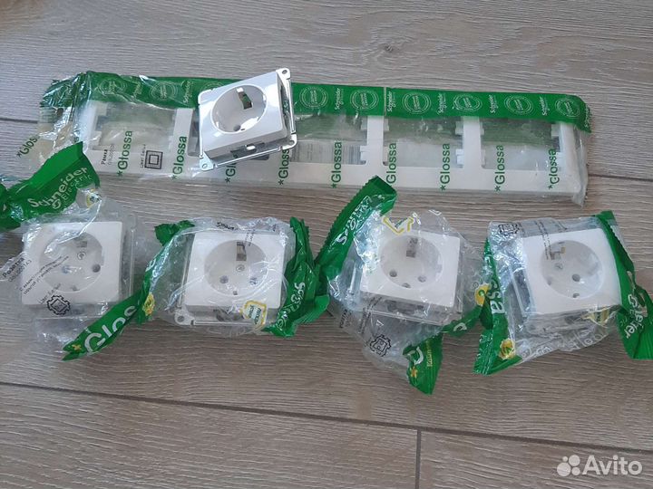 Рамка с 5 розетками