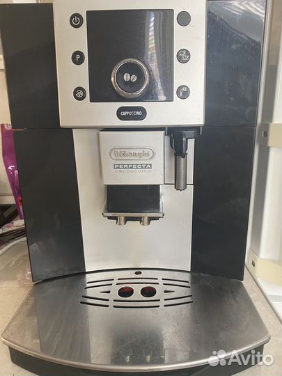 Кофемашина delonghi ecam5500
