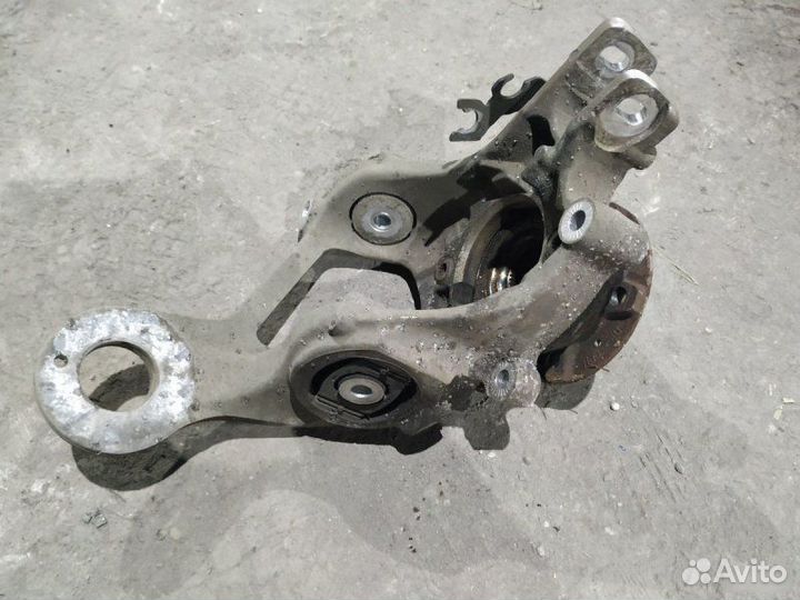 Кулак поворотный задний левый Audi A4 B8