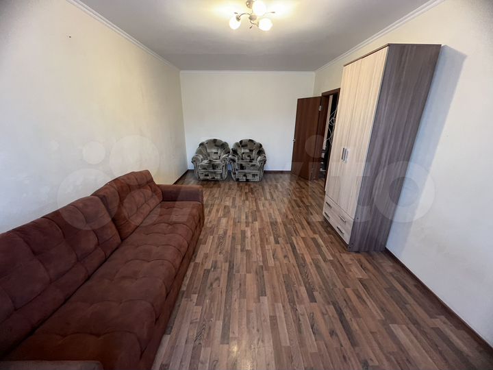 2-к. квартира, 70 м², 2/17 эт.