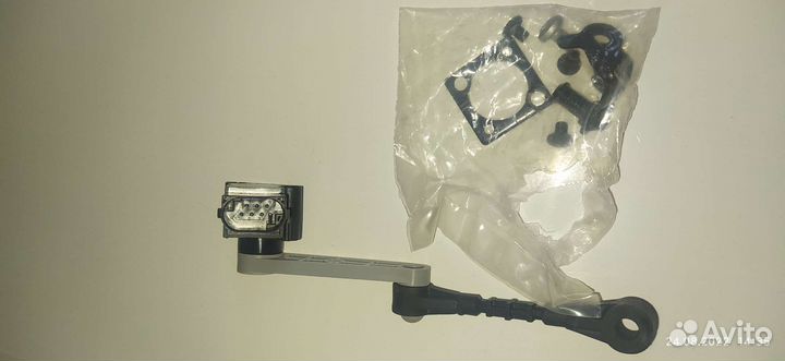 Датчик положения кузова